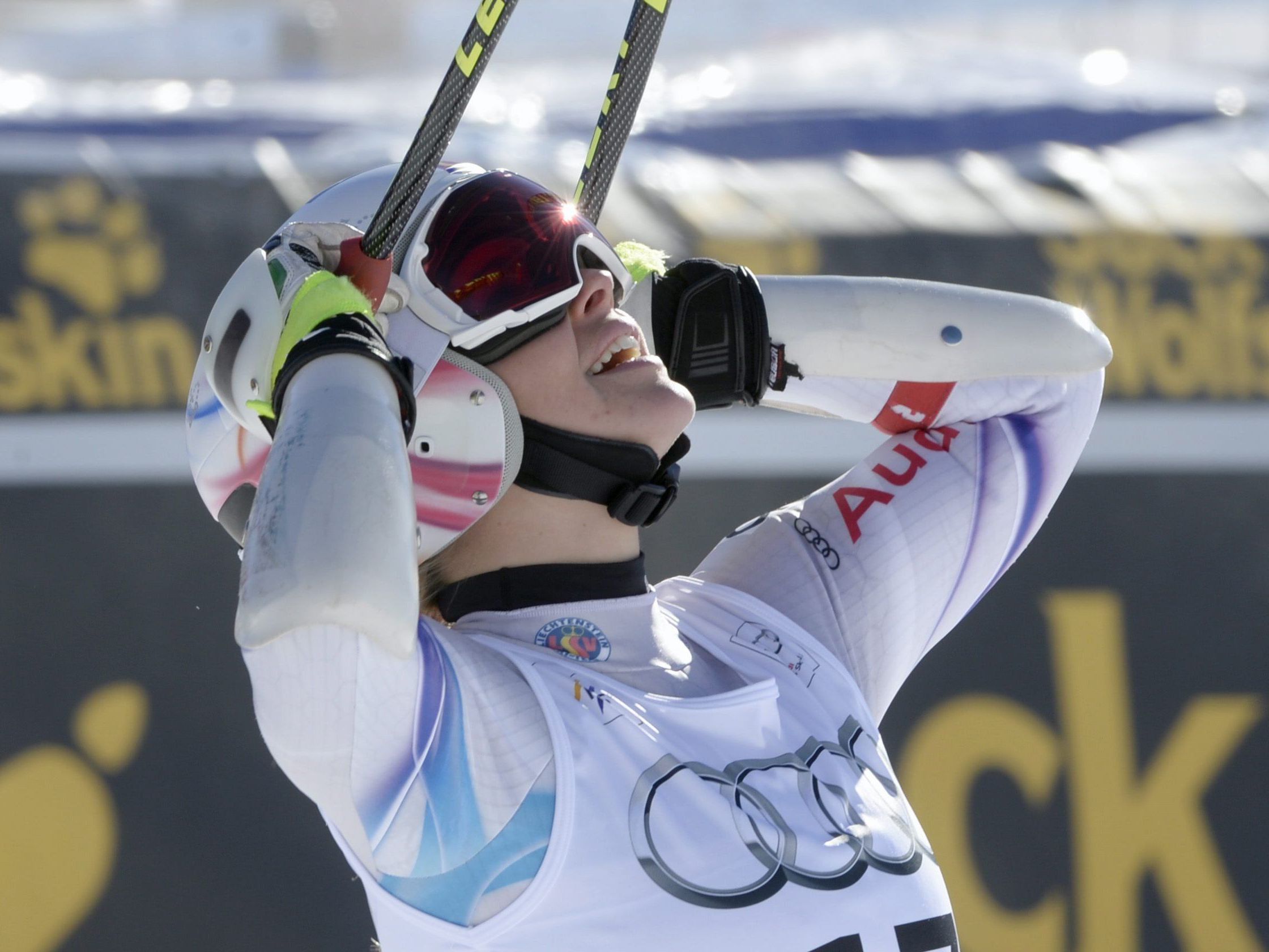 Weirather gewann SG in St. Moritz vor Kling und drei ÖSV-Damen Weirather gewann SG in St. Moritz vor Kling und drei ÖSV-Damen