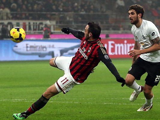 Pazzini trifft für Milan zum 2:0 Pazzini trifft für Milan zum 2:0
