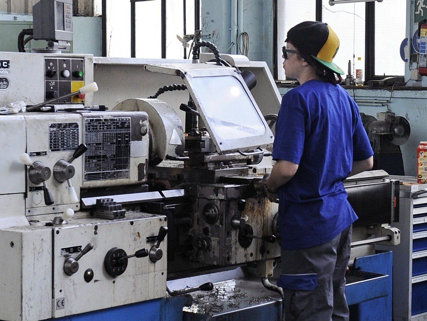 Das ist die derzeitige Lehrlingssituation in Österreich. Das ist die derzeitige Lehrlingssituation in Österreich.