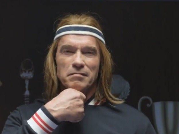 Schwarzenegger erinnert stark an die schwedische Tennis-Legende Björn Borg. Schwarzenegger erinnert stark an die schwedische Tennis-Legende Björn Borg.