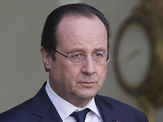 Keiner scheint François Hollande die Hand reichen zu wollen.