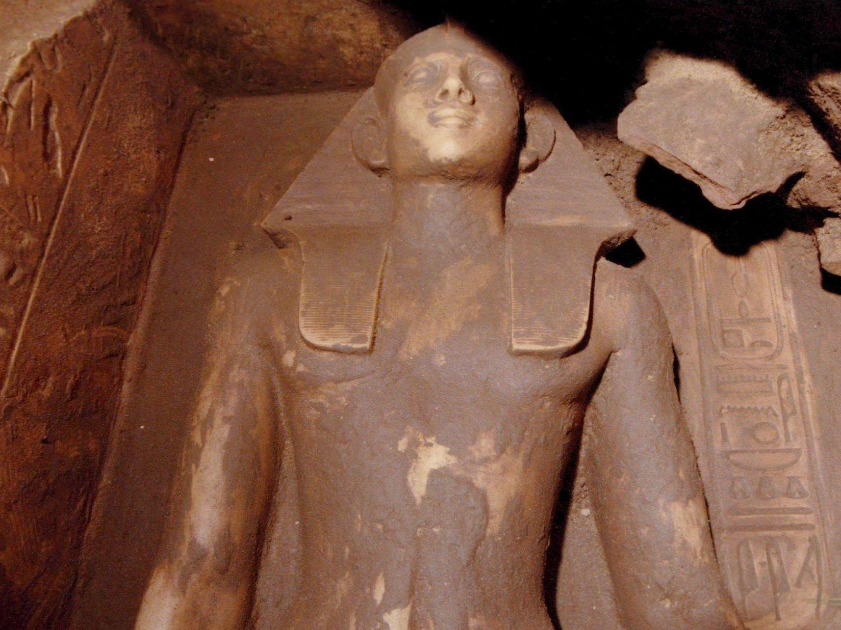 Archäologen entdeckten in Abydos ein Grab eines Pharaos.
