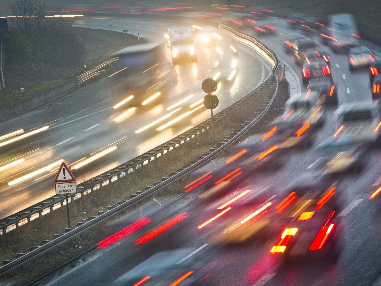 Dokument: Streckenbezogene Vignetten ein "sehr viel angemesseneres und effizienteres Instrument" Dokument: Streckenbezogene Vignetten ein "sehr viel angemesseneres und effizienteres Instrument"