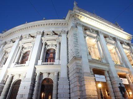 Burgtheater: Holding-Chef Springer rechnet mit einstelligem Minus