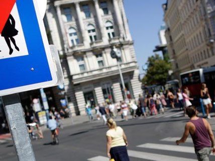 Die Anrainer entscheiden, ob es eine Fußgängerzone auf der MaHü geben soll. Die Anrainer entscheiden, ob es eine Fußgängerzone auf der MaHü geben soll.