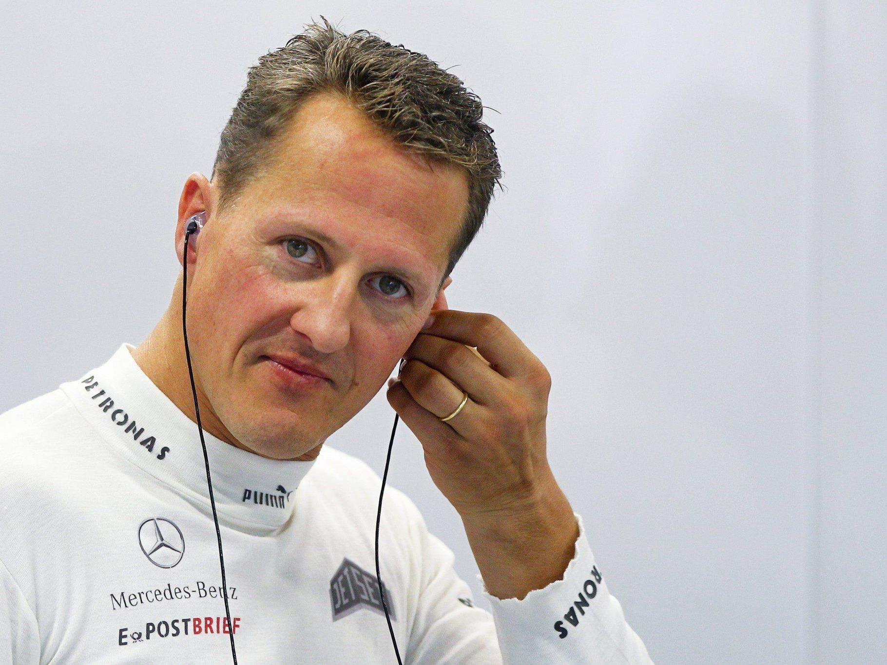 Die Spekulationen um Schumachers Gesundheitszustand wollen nicht abreißen, Ärzte, Krankenhaus und Management hüllen sich in Schweigen.