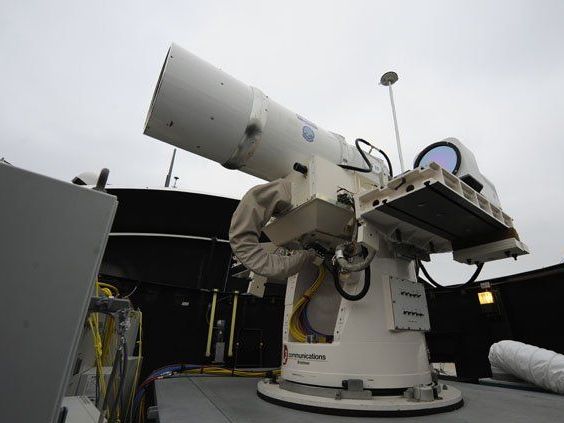 Bereits im Sommer soll die Laser-Kanone zum Einsatz kommen. Bereits im Sommer soll die Laser-Kanone zum Einsatz kommen.