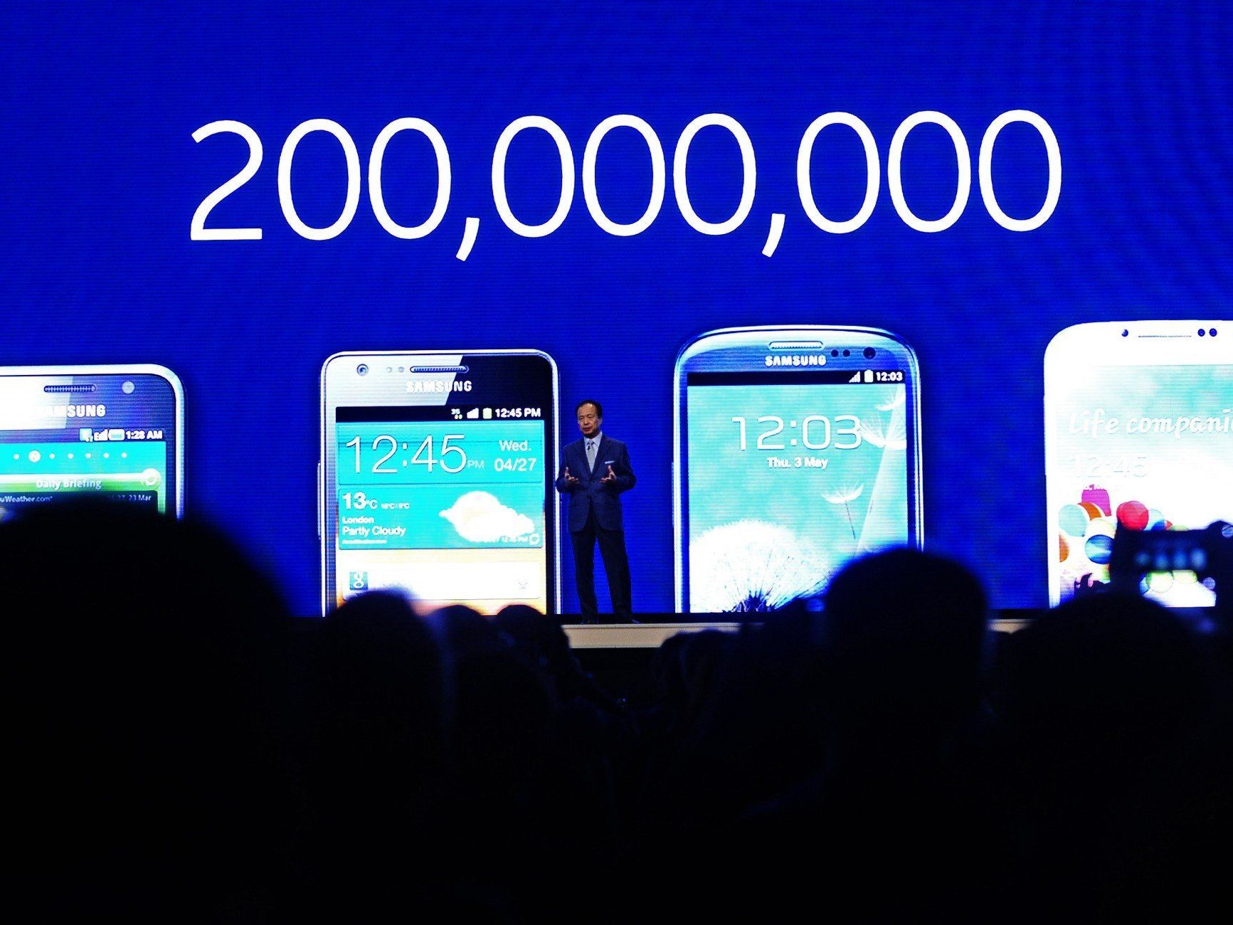 Gestern präsentierte Samsung sein neues Galaxy-Smartphone. Gestern präsentierte Samsung sein neues Galaxy-Smartphone.