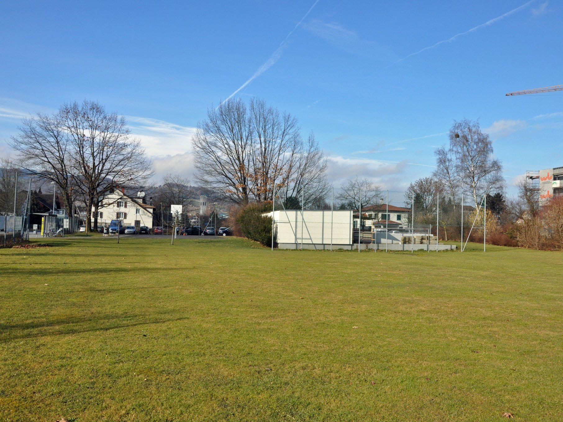 Hier wird ab Mitte nächsten Jahres das neue Feuerwehrhaus Lustenau gebaut. Hier wird ab Mitte nächsten Jahres das neue Feuerwehrhaus Lustenau gebaut.