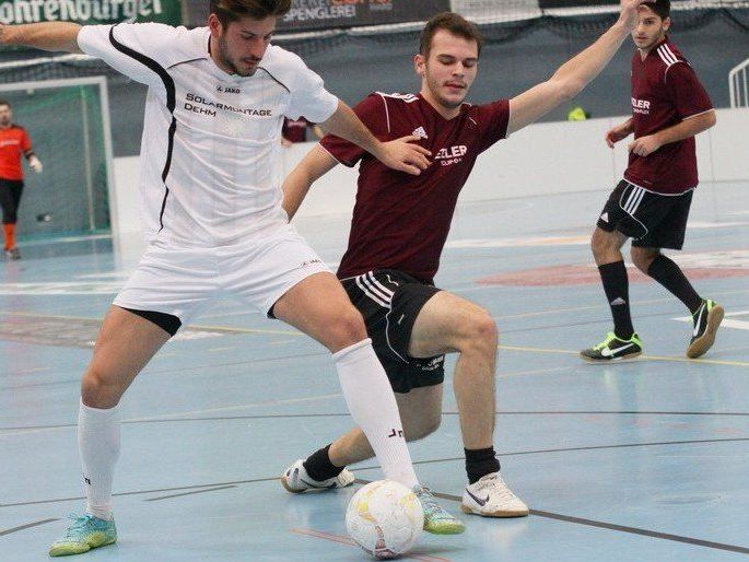 Einige gute Spieler wechselten in die erste Landesklasse und hoffen auf einen goldenen Frühling. Einige gute Spieler wechselten in die erste Landesklasse und hoffen auf einen goldenen Frühling.