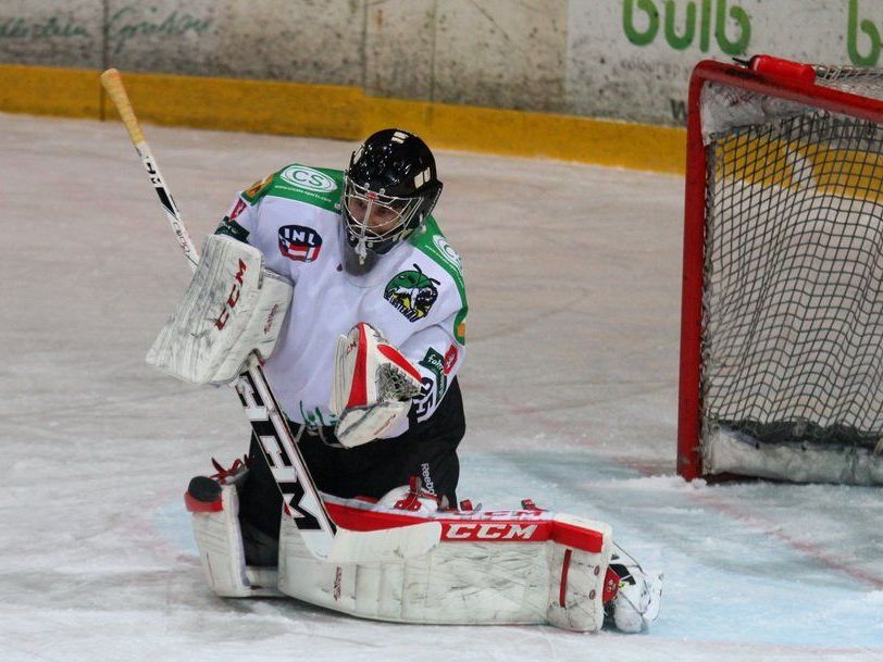 EHC Lustenau Goalie Heikki Tuomisto konnte die Niederlagen auch nicht verhindern. EHC Lustenau Goalie Heikki Tuomisto konnte die Niederlagen auch nicht verhindern.
