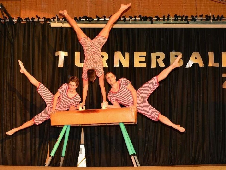 Ein voller Erfolg wurde auch heuer wieder der Turnerball der TS Göfis. Ein voller Erfolg wurde auch heuer wieder der Turnerball der TS Göfis.