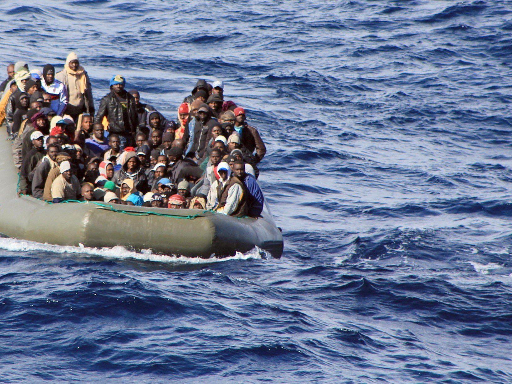 Erst Anfang Februar rettete die italienische Marine 1000 Flüchtlinge vor Lampedusa.