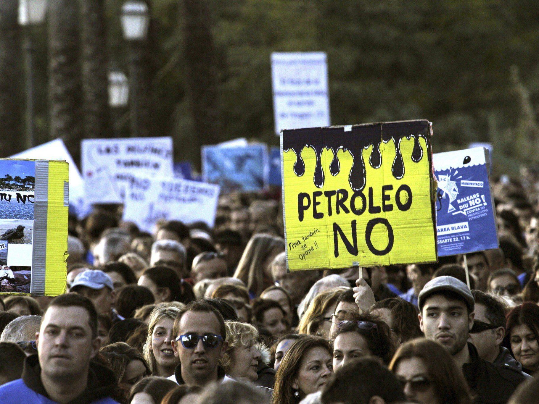 Anti-Öl-Protest.