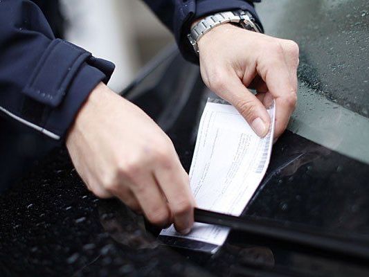 Wer vor Kurzem einen Strafzettel gezahlt hat, wurde vielleicht irrtümlich zwei Mal zur Kasse gebeten Wer vor Kurzem einen Strafzettel gezahlt hat, wurde vielleicht irrtümlich zwei Mal zur Kasse gebeten