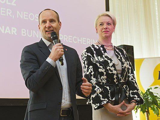 Matthias Strolz (NEOS-Parteivorsitzender) und seine Stellvertreterin Angelika Mlinar sprachen über ihre Pläne