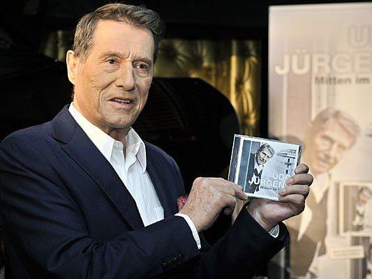 Der Musiker und Entertainer Udo Jürgens im Rahmen seiner CD - Präsentation "Mitten im Leben"