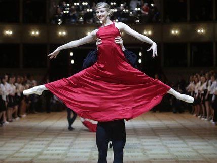 Bei der Generalprobe für die Opernball-Eröffnung lief alles nach Plan.