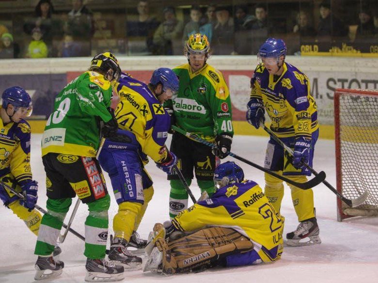 EHC Lustenau gewann gegen Zell am See im Penaltyschießen. EHC Lustenau gewann gegen Zell am See im Penaltyschießen.