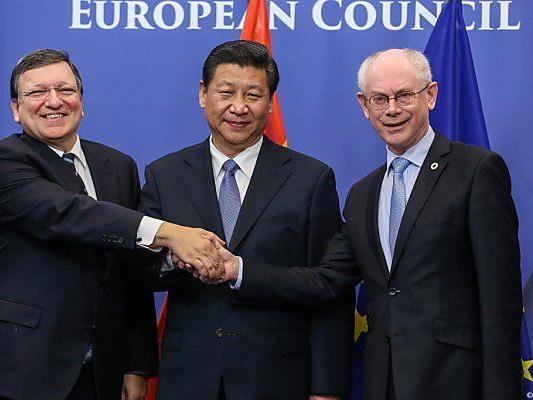 Barroso (l.) und Van Rompuy (r.) begrüßten Xi