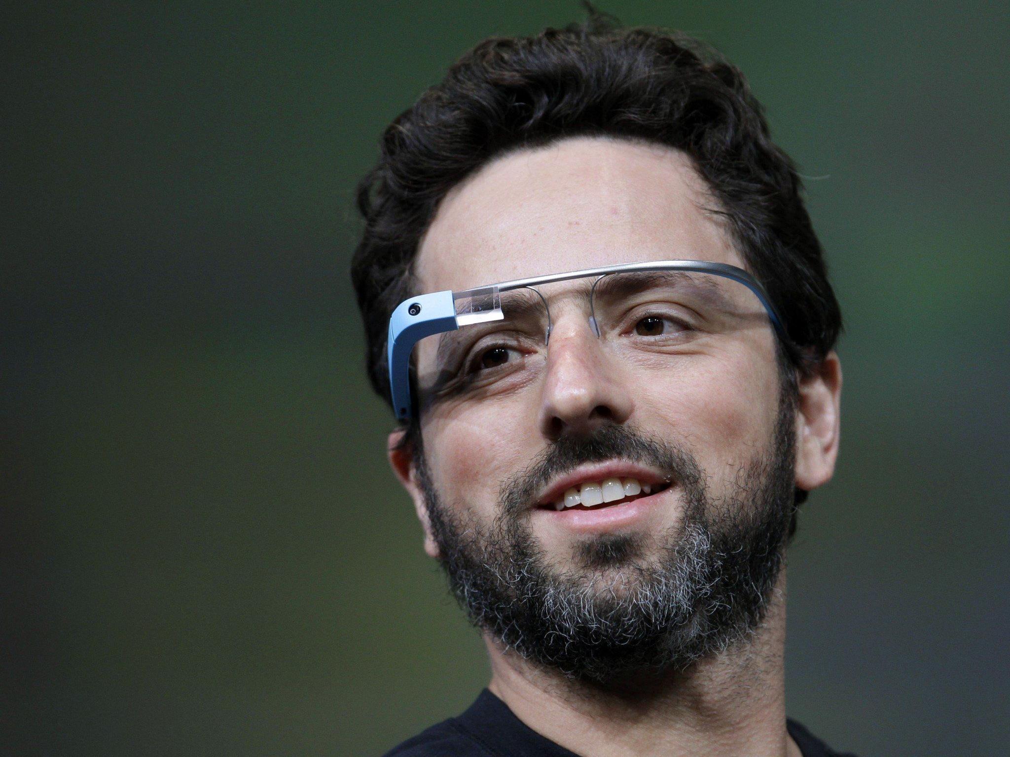 Google-Mitgründer Sergey Brin mit Google Glass. Wie wird die Brille künftig aussehen?