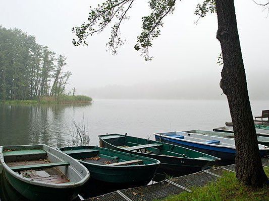 Ein Extremsportler schwamm die "Ice Mile" im Grundlsee Ein Extremsportler schwamm die "Ice Mile" im Grundlsee