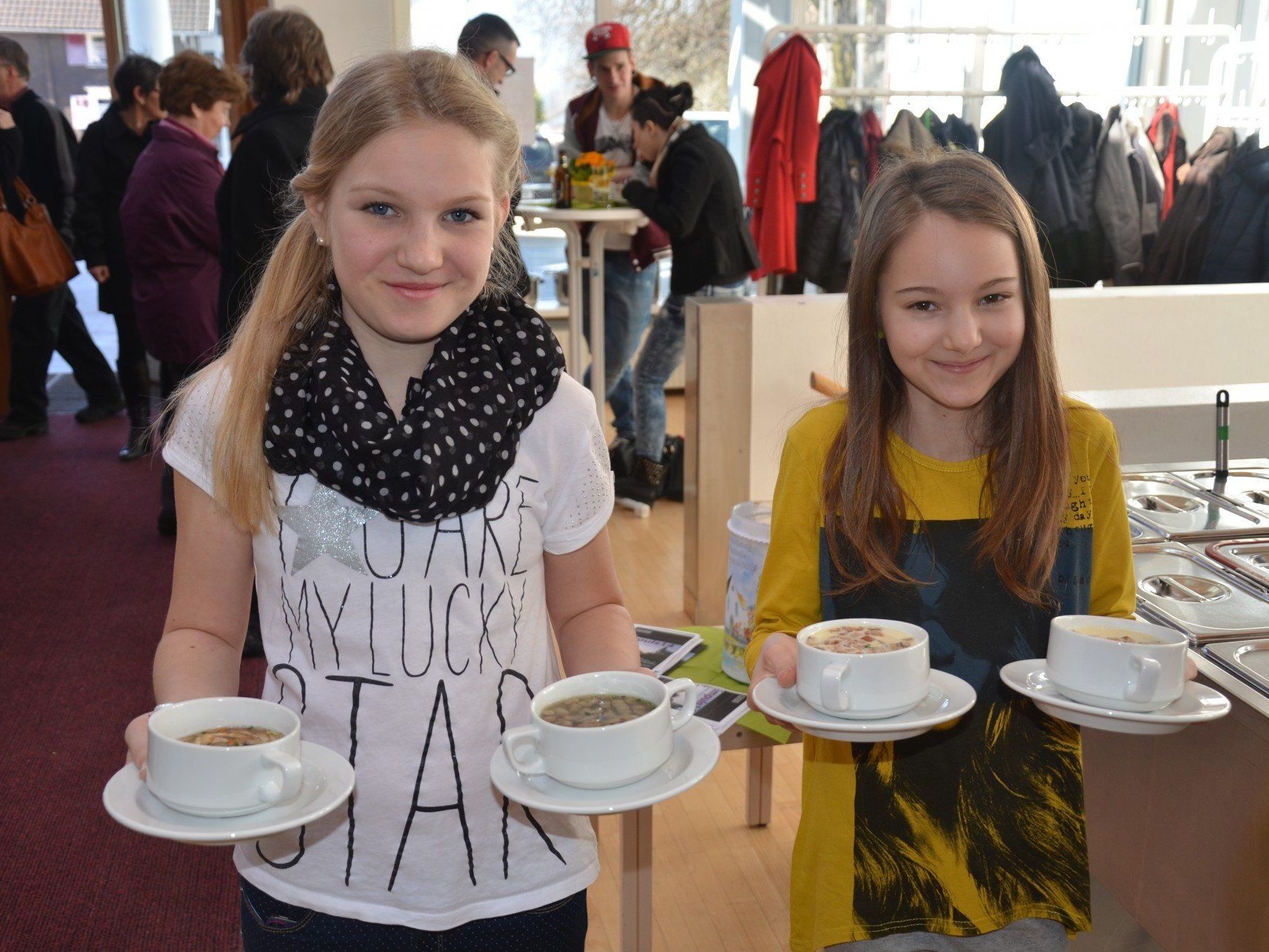 Nicht weniger als 25 verschiedene Suppen gab es beim Suppensonntag in Klaus. Nicht weniger als 25 verschiedene Suppen gab es beim Suppensonntag in Klaus.