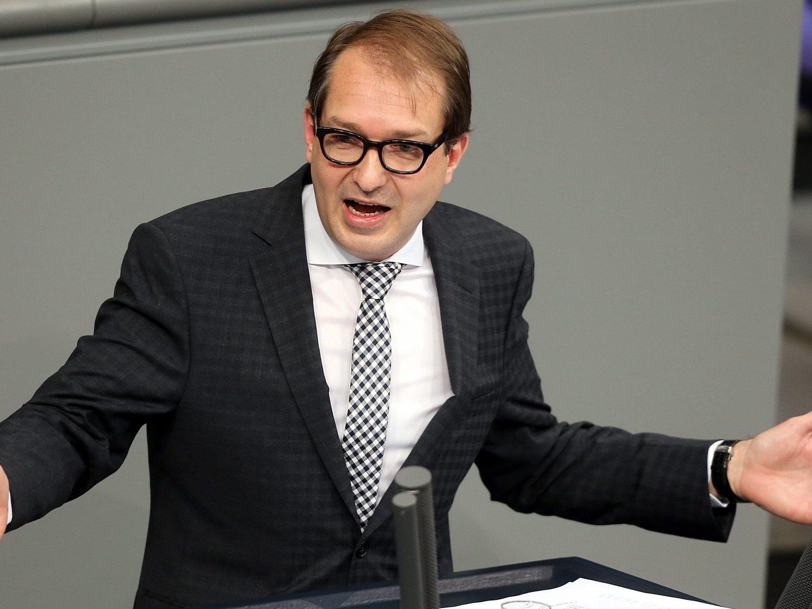 Der deutsche Verkehrsminister Alexander Dobrindt plant den Ausbau schneller Internetverbindungen bis 2018.