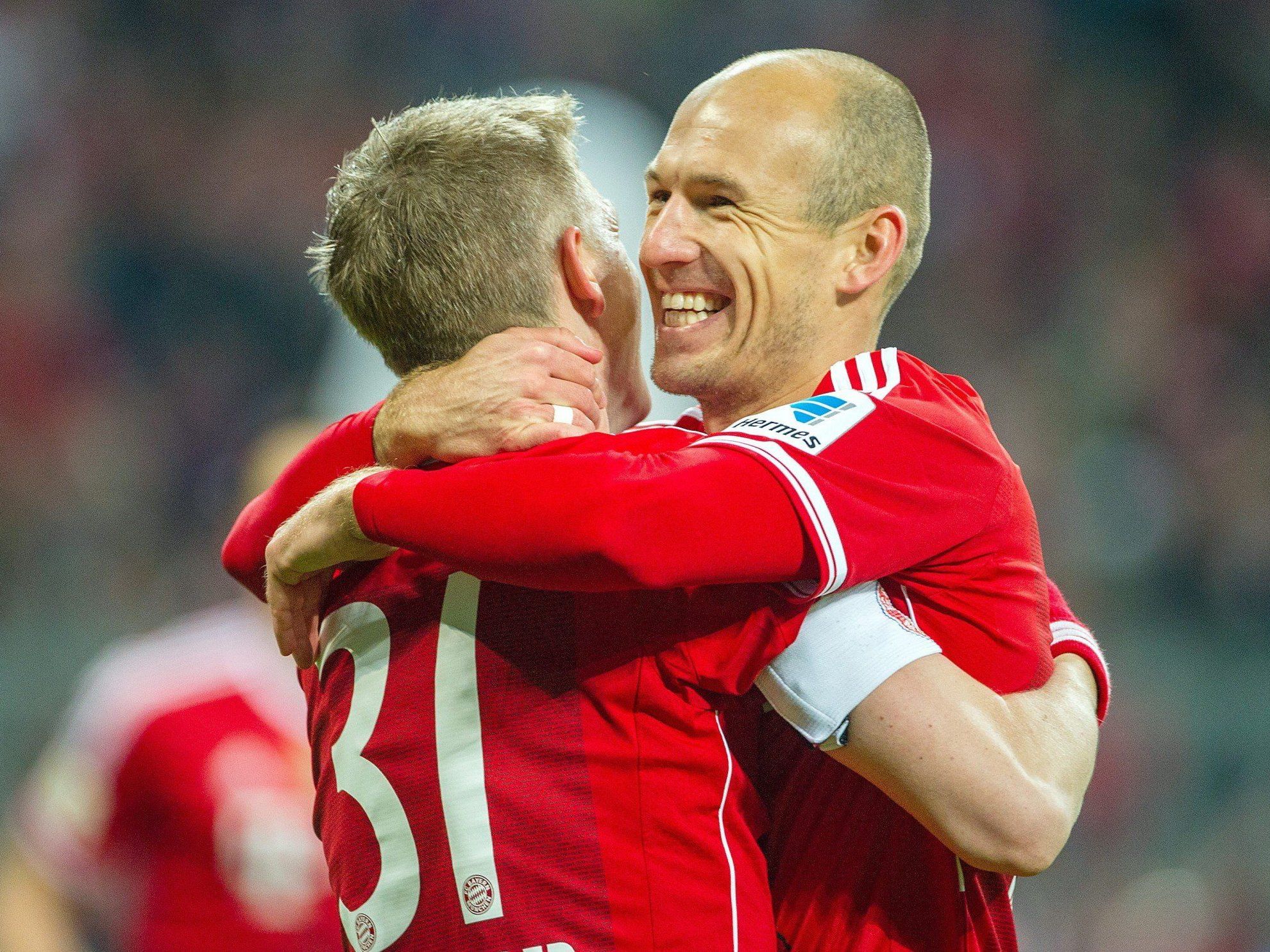 Rummenigge: "Wichtiger Pfeiler unserer Mannschaft." Rummenigge: "Wichtiger Pfeiler unserer Mannschaft."