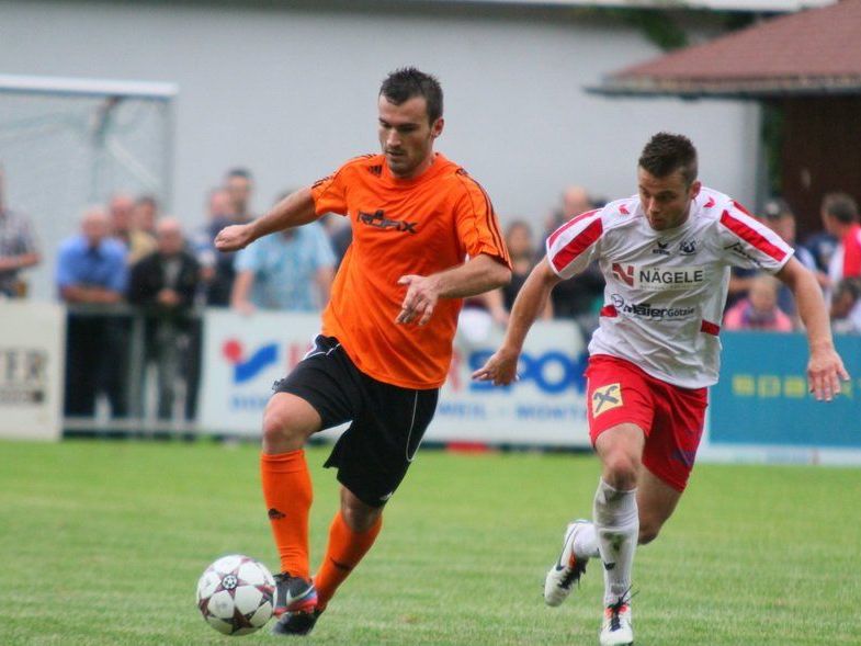 Röthis-Spielmacher Butrint Vishaj bleibt auch kommende Saison bei den Vorderländern. Röthis-Spielmacher Butrint Vishaj bleibt auch kommende Saison bei den Vorderländern.