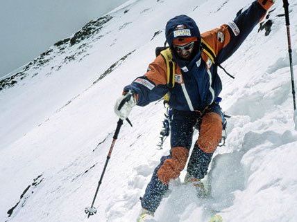 Extrembergsteiger Hans Kammerlander gibt im Audimax einen Einblick in sein Projekt "Seven Second Summits". Extrembergsteiger Hans Kammerlander gibt im Audimax einen Einblick in sein Projekt "Seven Second Summits".