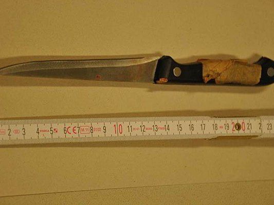 Mit diesem Messer attackierte der Mann seinen Widersacher Mit diesem Messer attackierte der Mann seinen Widersacher