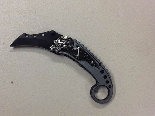 Dieses Messer wurde dem Mann am Praterstern abgenommen Dieses Messer wurde dem Mann am Praterstern abgenommen