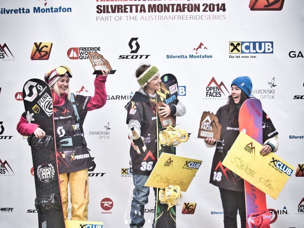 Snowboard-Damen v.l.n.r.: Liz Kristoferitsch, Manuela Mandl und Siobhan Challis.