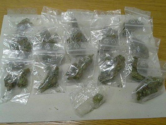 Diese "Baggies" mit Suchtgift hatte einer der mutmaßlichen U6-Dealer bei sich