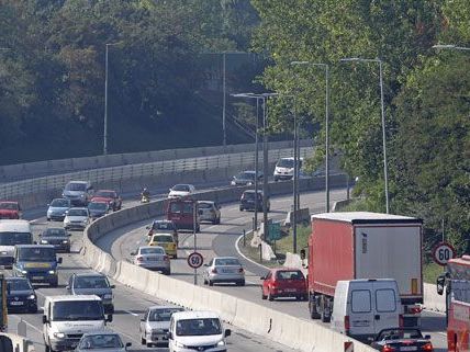 Die Arbeiten auf der A23 am Laaerberg sind abgeschlossen. Die Arbeiten auf der A23 am Laaerberg sind abgeschlossen.