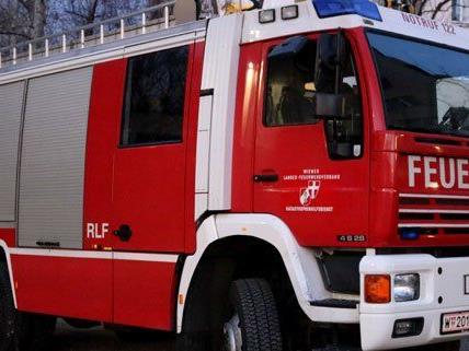 Gasgeruch sorgte am Sonntag für einen Großeinsatz der Wiener Feuerwehr.