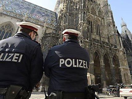 Wiens Polizisten wurden im Rathaus ausgezeichnet.