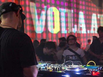 VOILA.AT lud am Samstag zum zweiten Privé Event in den Club OBEN. VOILA.AT lud am Samstag zum zweiten Privé Event in den Club OBEN.