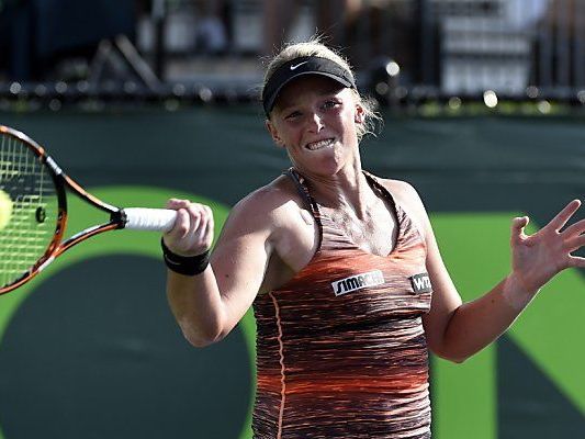 Die Österreicherin kam in drei Sätzen weiter Die Österreicherin kam in drei Sätzen weiter