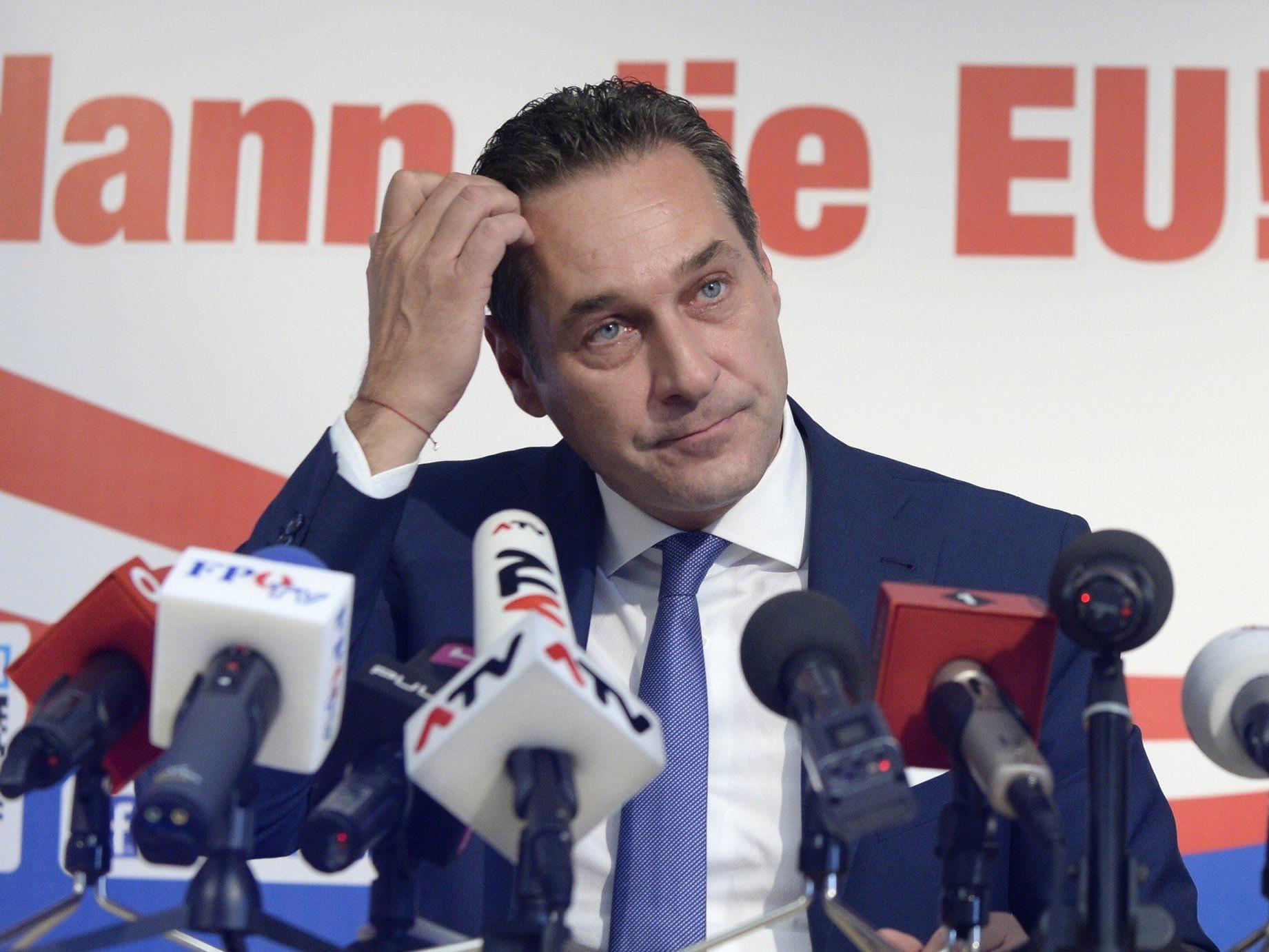 EU-Wahl: FPÖ wirbt mit Strache gegen Dummheit