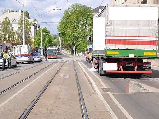 Hier kam es zu dem tödlichen Unfall Hier kam es zu dem tödlichen Unfall