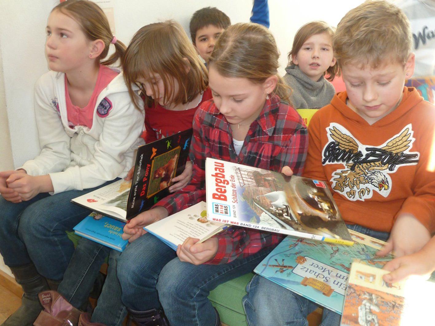 Im Vorjahr besuchten 192 Gruppen aus Schulen und Kindergärten die Bücherei Hohenems.