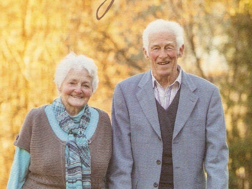 Noch viele glückliche Jahre in Gesundheit wünschen sich Emma und Hubert Kaufmann zum goldenen Hochzeitsjubiläum. Noch viele glückliche Jahre in Gesundheit wünschen sich Emma und Hubert Kaufmann zum goldenen Hochzeitsjubiläum.