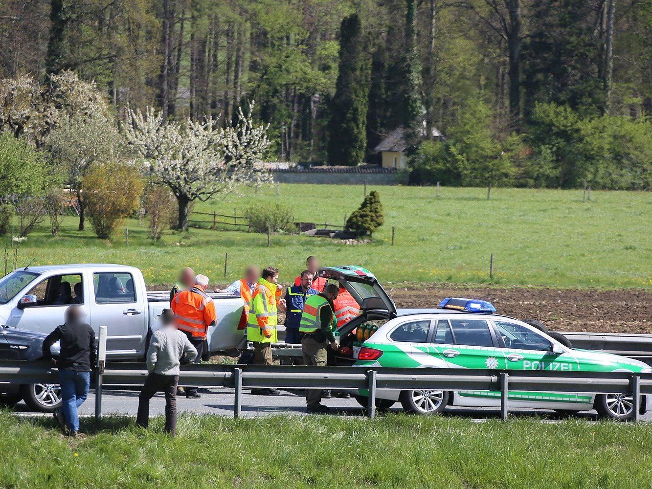 Ein Unfall auf der A8 führte am Donnerstag zu kilometerlangem Rückstau.