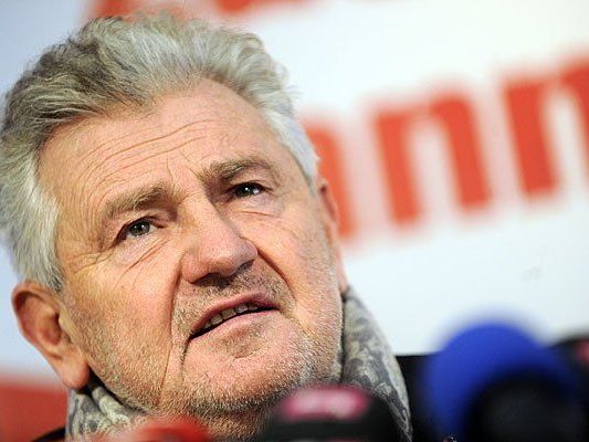 Andreas Mölzer im Kreuzfeuer der Kritik Andreas Mölzer im Kreuzfeuer der Kritik