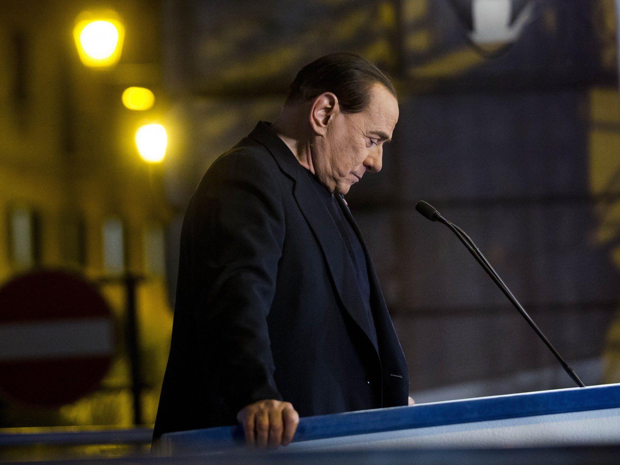 Silvio Berlusconi ist nach Rom gezogen, wo er seinen Sozialdienst antreten möchte.