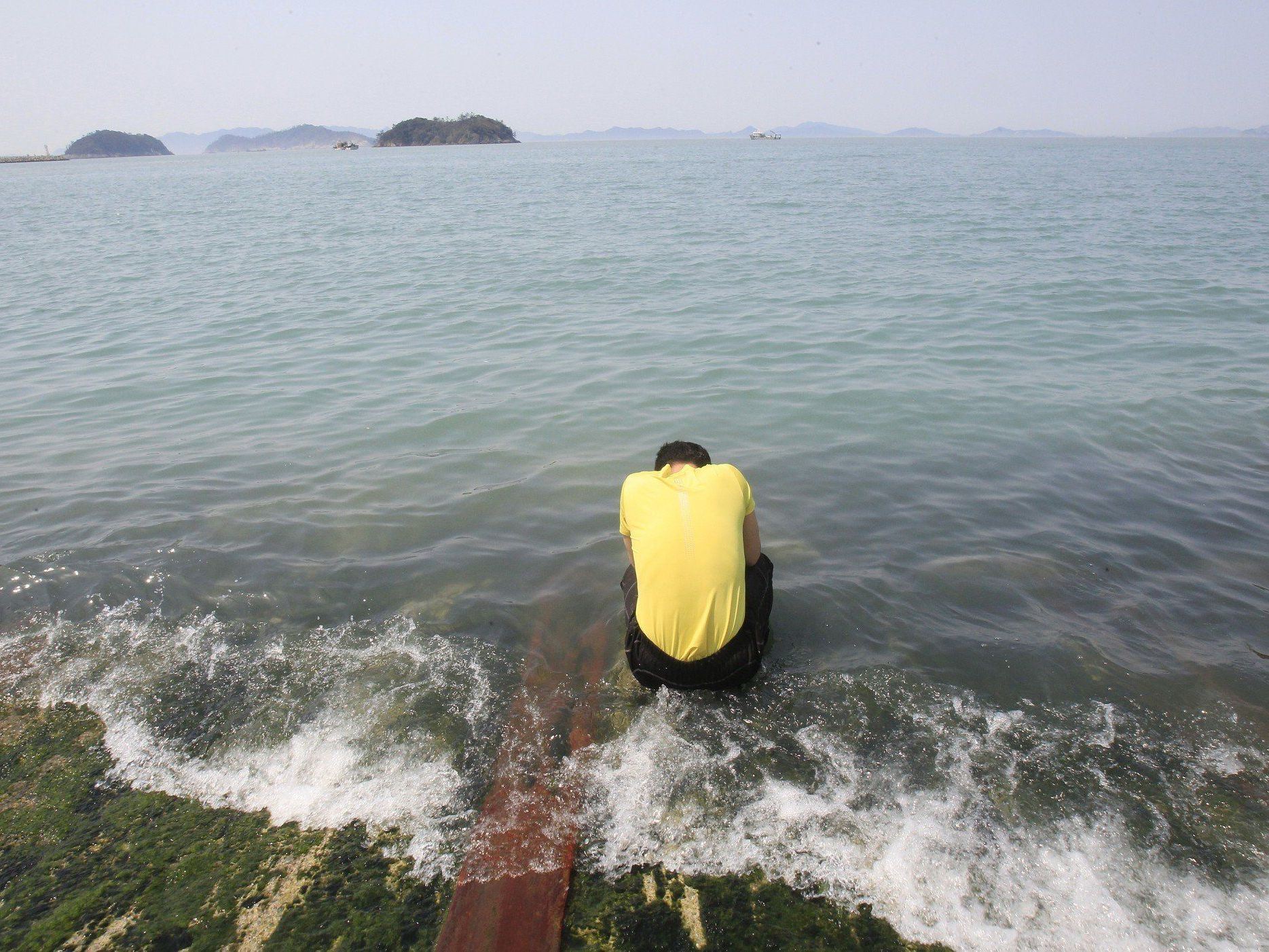 Fährunglück vor Südkorea - Zahl der Toten auf mehr als 180 gestiegen Fährunglück vor Südkorea - Zahl der Toten auf mehr als 180 gestiegen