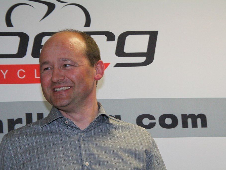 Teammanager Tom Kofler konnte mit den Rennen an Ostern mit seinen Schützlingen nicht zufrieden sein. Teammanager Tom Kofler konnte mit den Rennen an Ostern mit seinen Schützlingen nicht zufrieden sein.