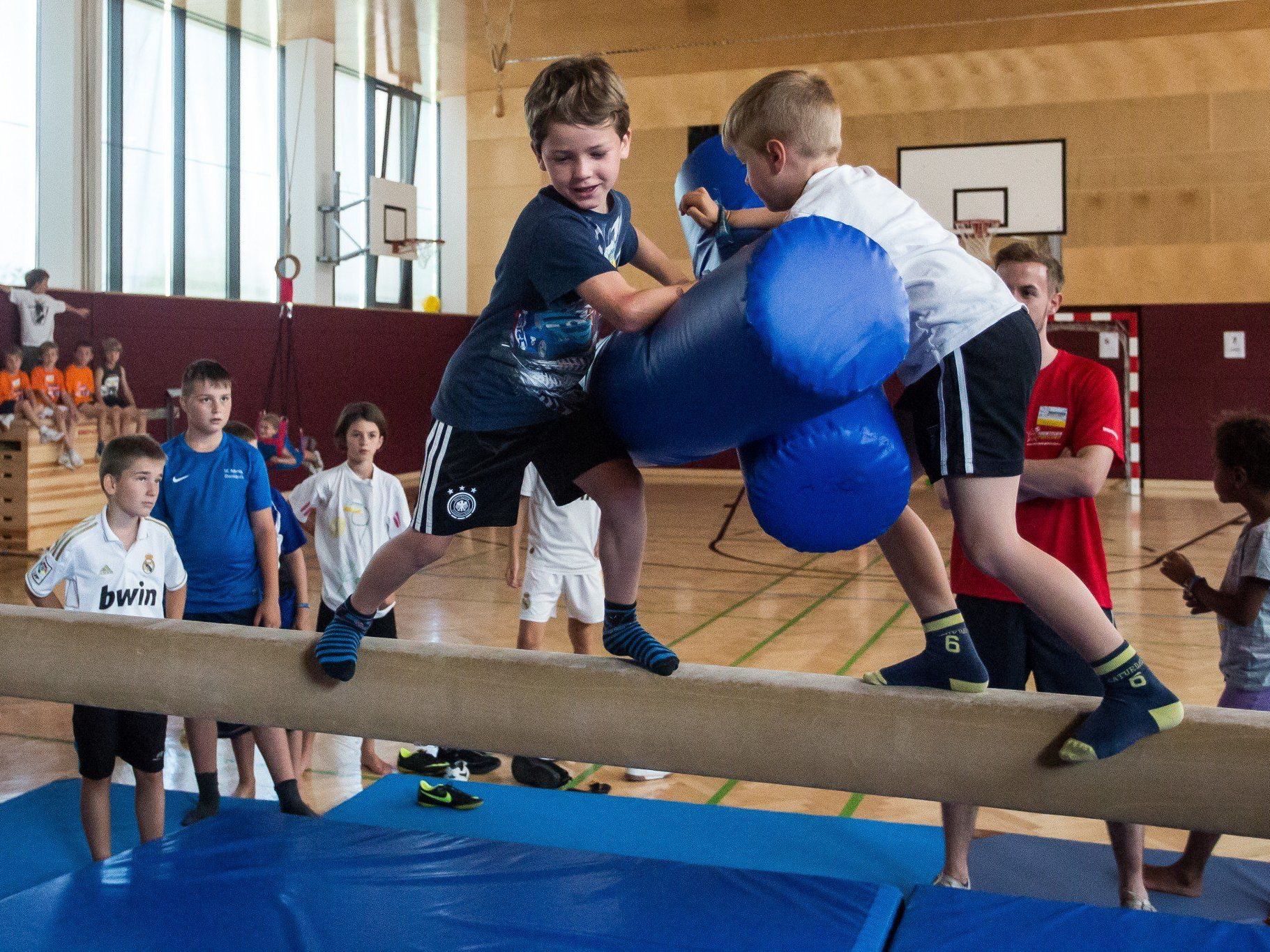 In Lustenau findet das Abenteuer-Sportcamp 2014 von 21. bis 25 Juli statt. In Lustenau findet das Abenteuer-Sportcamp 2014 von 21. bis 25 Juli statt.